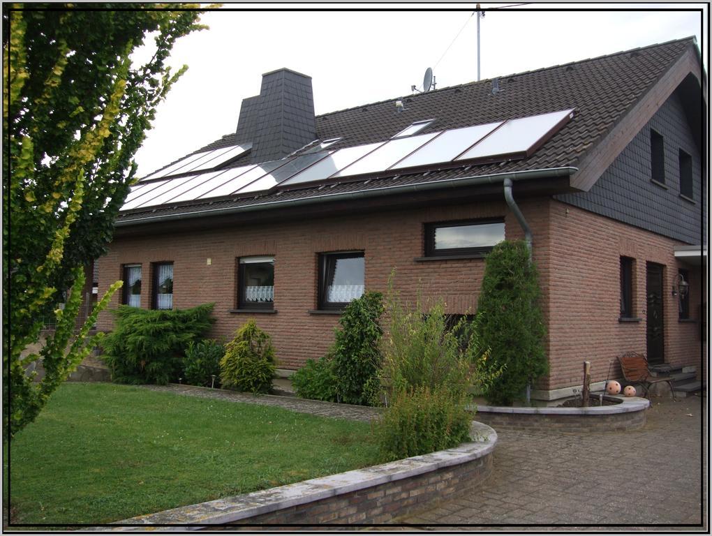 Ferienwohnung Schaefer Anschau Exterior foto
